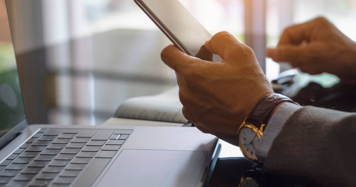 Espanha reduz horário de trabalho para 35 horas semanais na função pública central