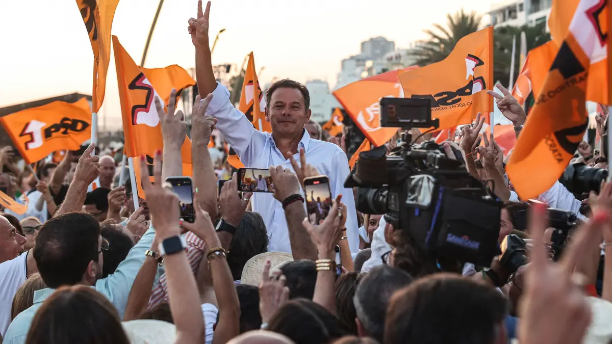 O presidente do PSD, Luís Montenegro na festa do pontal do PSD, que marca a rentrée política do partido, esta tarde em Quarteira.