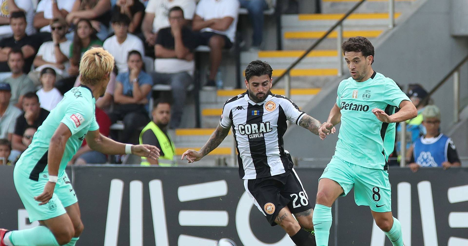 Sporting sofre mas vence Nacional após reviravolta avassaladora na Choupana