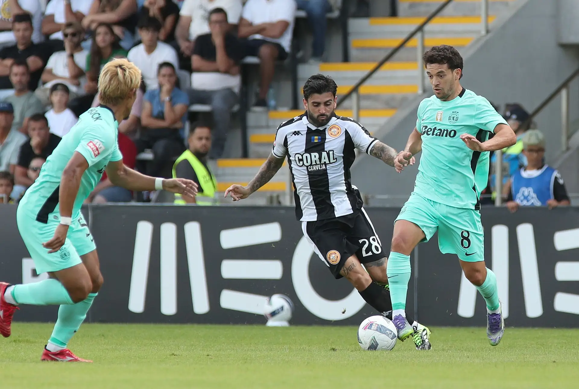 Sporting sofre mas vence Nacional após reviravolta avassaladora na Choupana