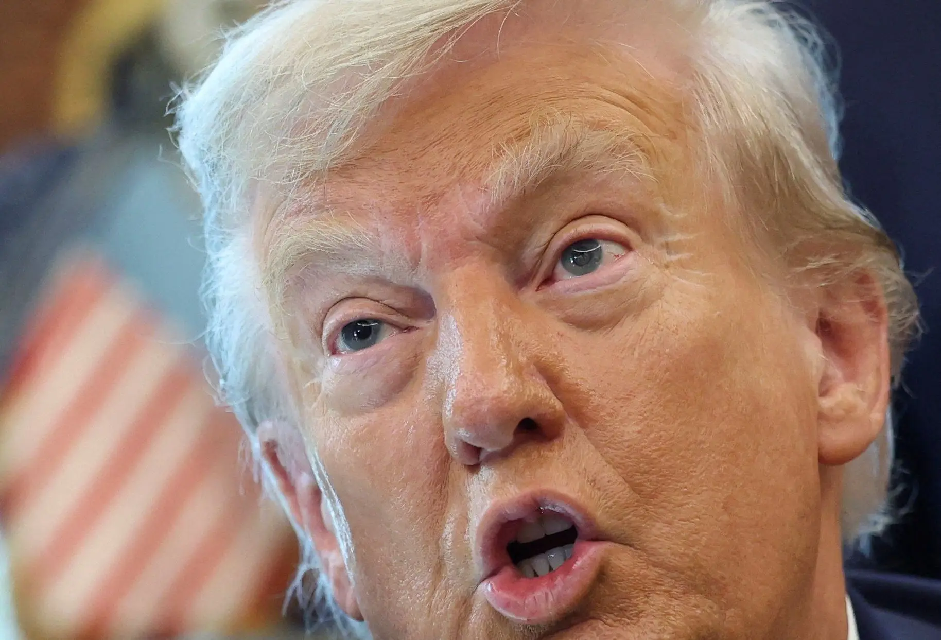 Trump sugere renomear Pentágono e chamá-lo de "Departamento de Guerra"