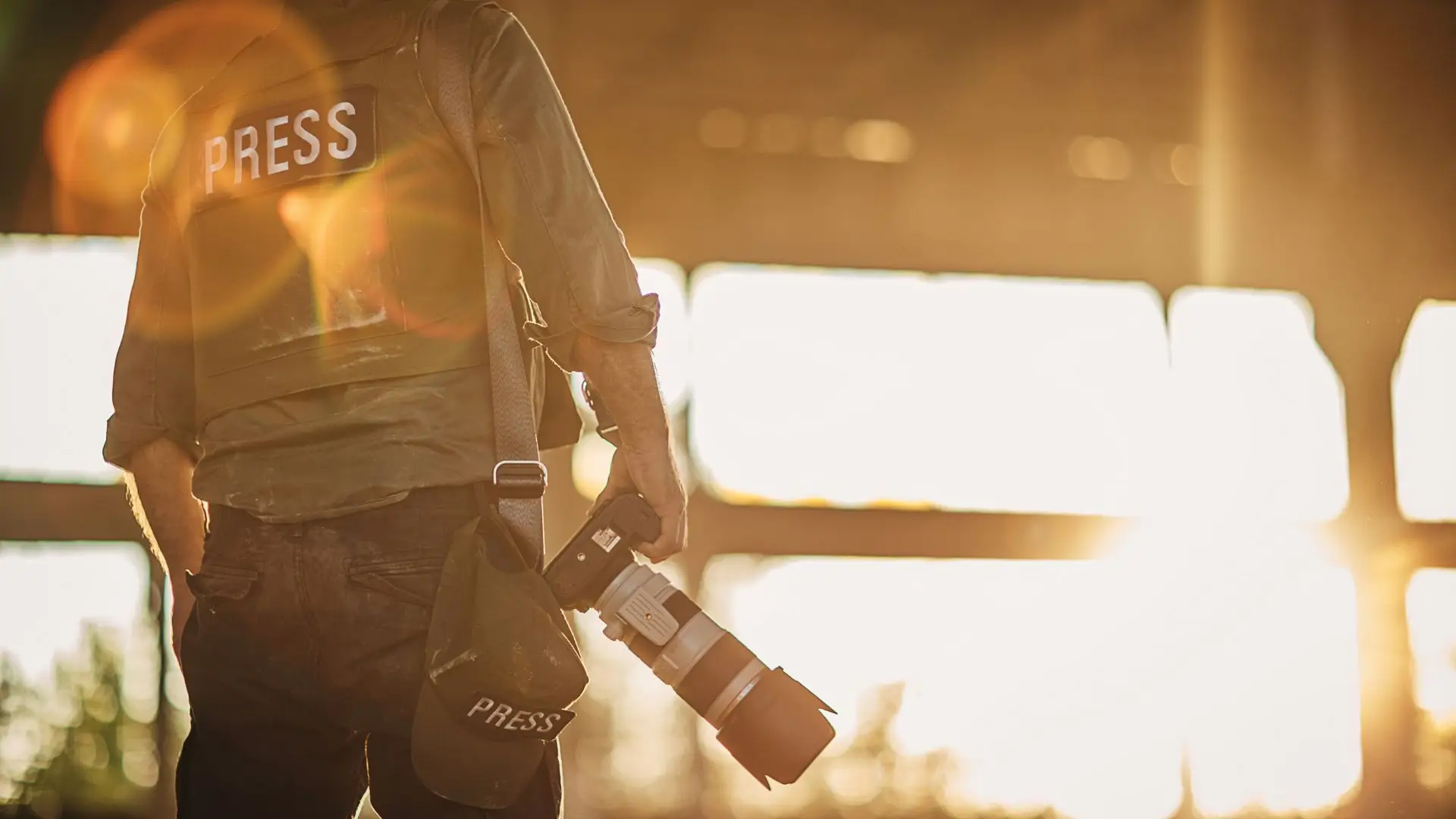 Israel mata mais um jornalista no mesmo dia em que cinco morreram num bombardeamento a hospital