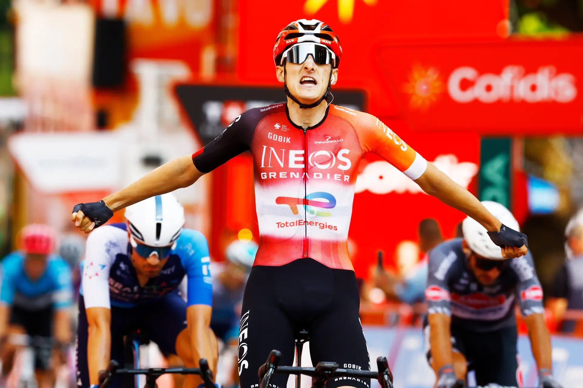 Vuelta: Ben Turner vence de forma surpreendente e Vingegaard perde liderança para Gaudu