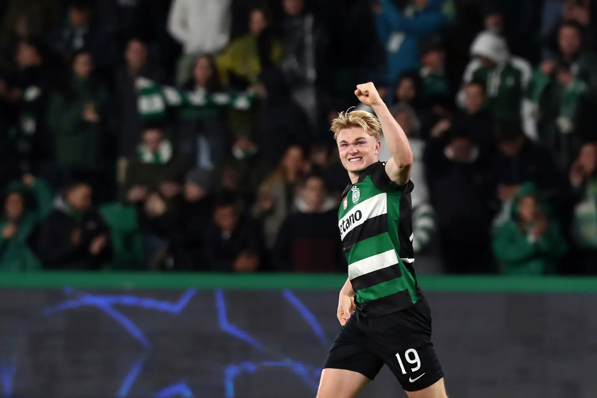 Conrad Harder pode estar de saída do Sporting para o Leipzig