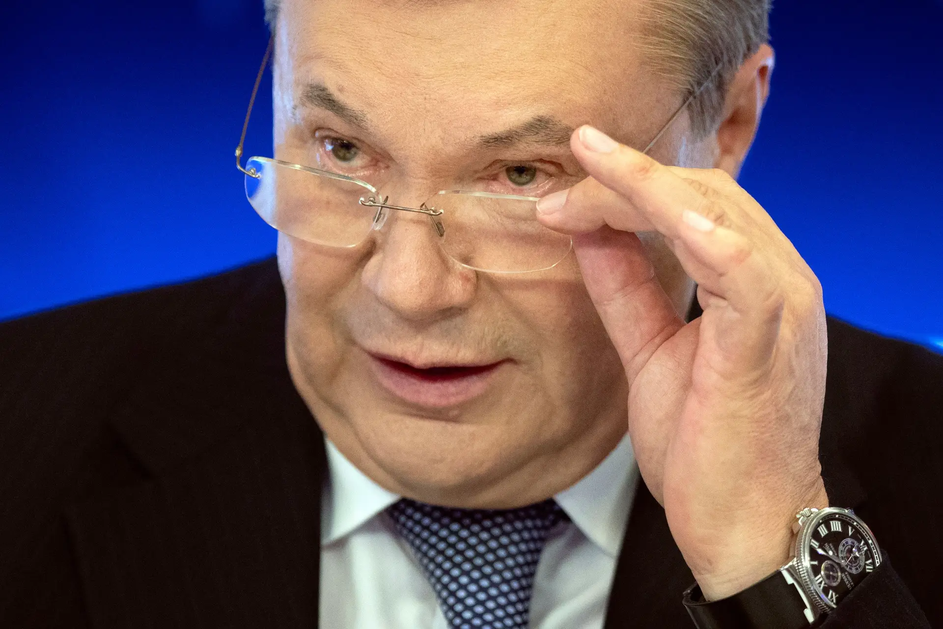 Ex-presidente ucraniano reaparece para elogiar Putin e criticar UE