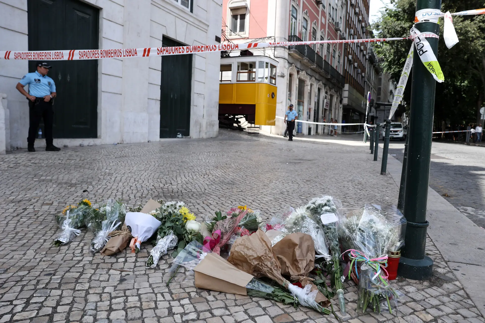 Papa envia "sentidas condolências" às famílias das vítimas do acidente do Elevador da Glória