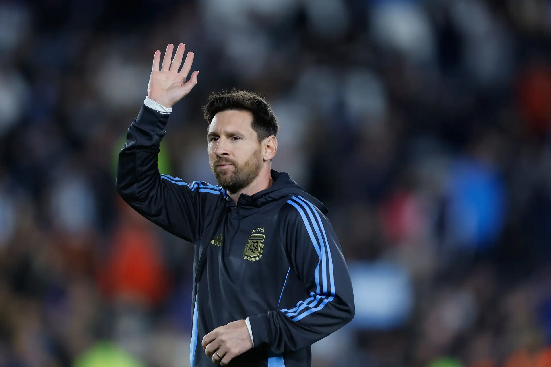 Messi faz último jogo pela seleção em solo argentino e não garante presença no Mundial