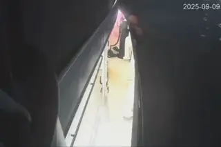 Flotilha humanitária: barco de Mariana Mortágua, Sofia Aparício e Miguel Duarte atacado por drone