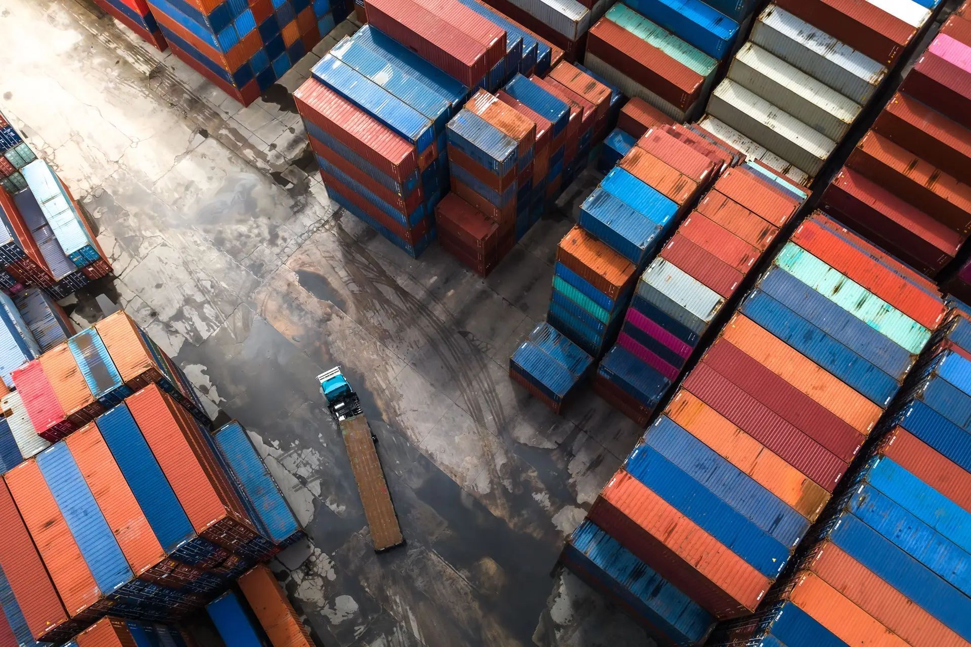 Exportações caem 11,3% e importações sobem 2,8% em julho 
