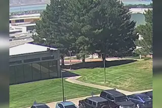 Vídeo mostra suspeito de homicídio de Charlie Kirk a saltar de telhado