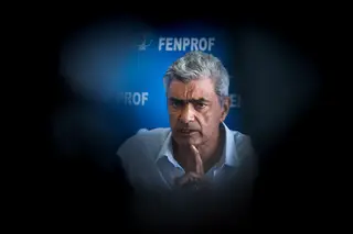 Há 93 mil alunos afetados: Fenprof desmente ministro e garante que há falta de professores