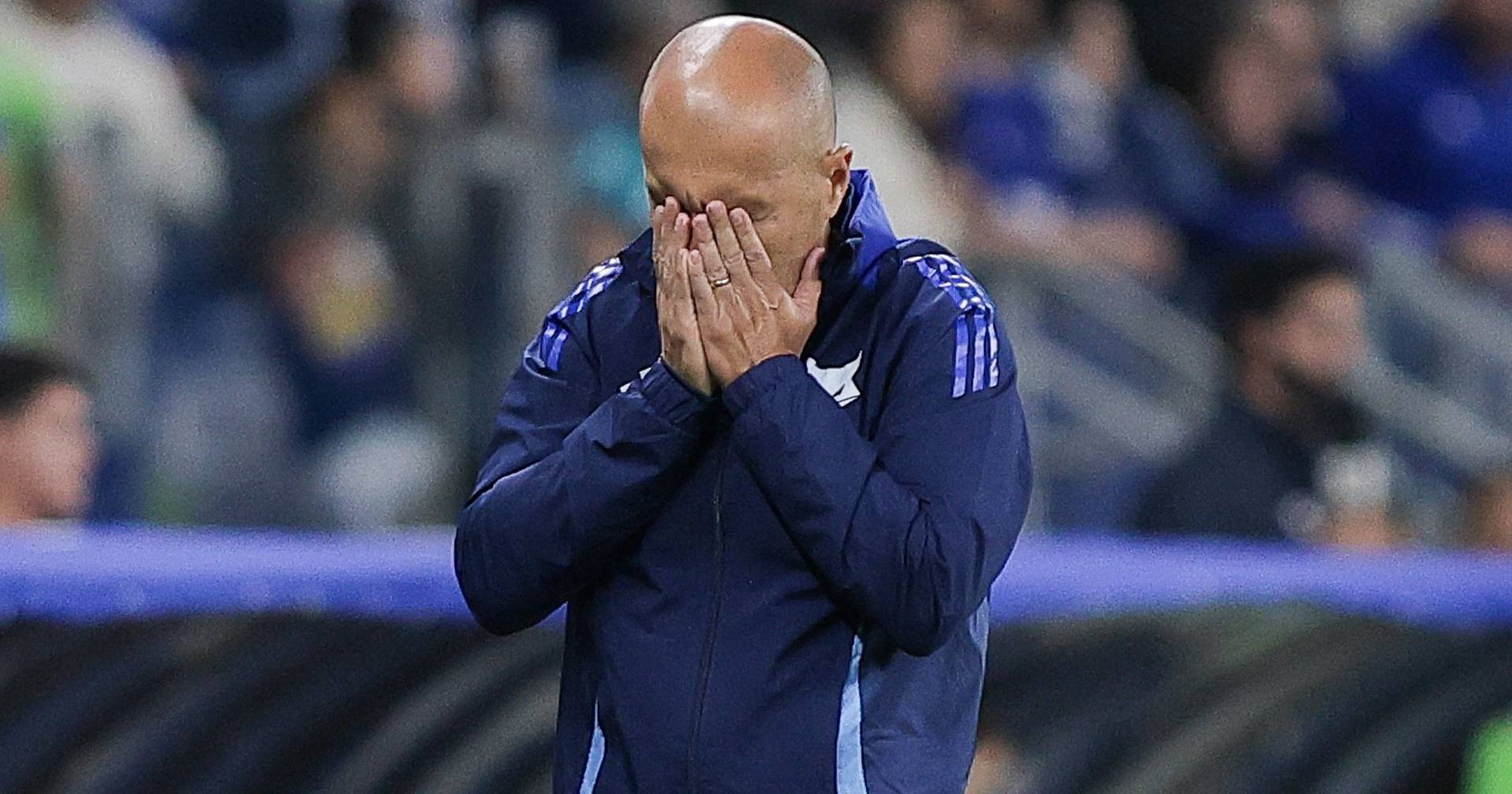 Leonardo Jardim emociona-se na vitória do Cruzeiro na Taça do Brasil