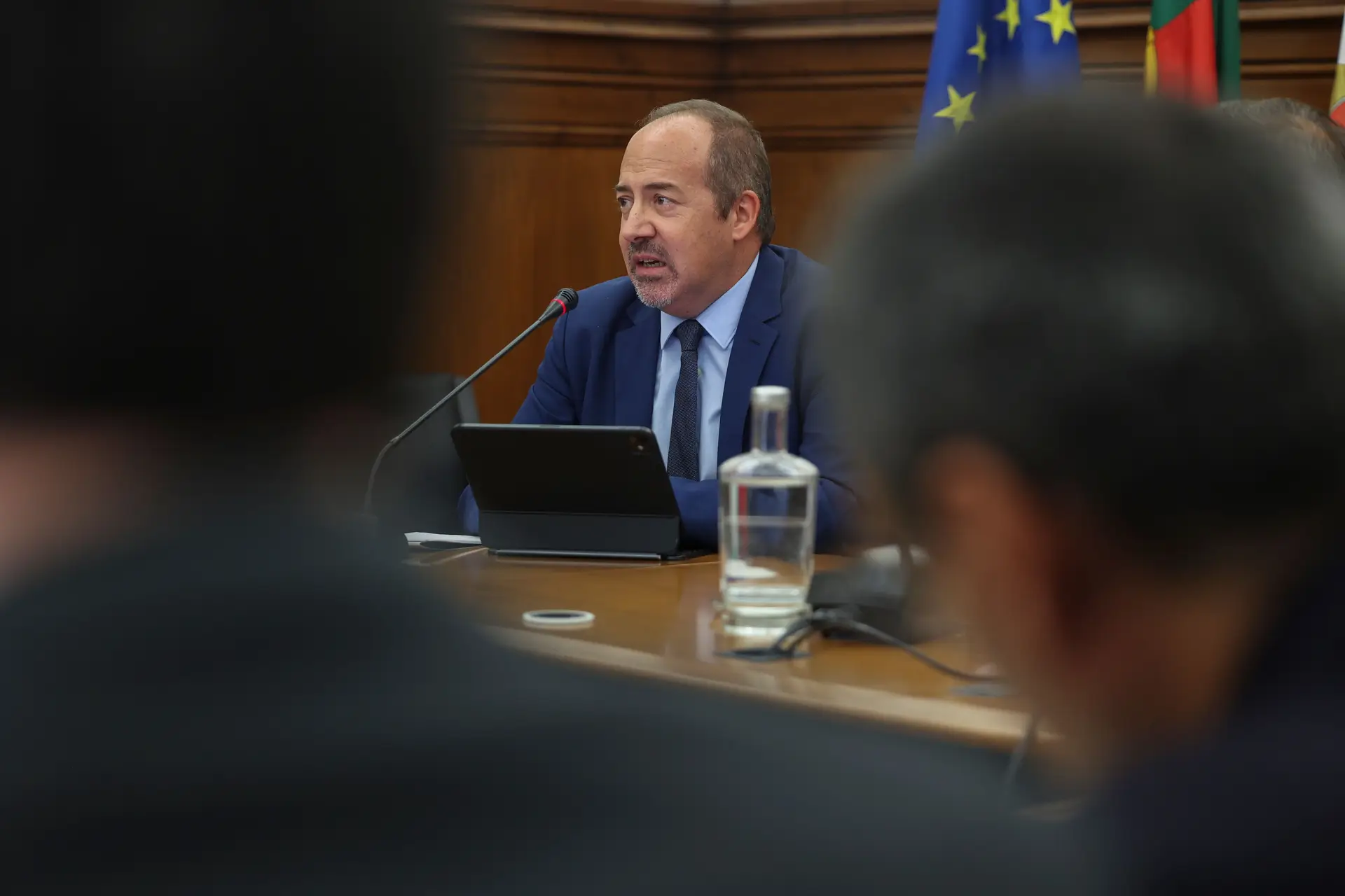 Reforma de Centeno "foi acordo mútuo, não houve despedimento nem favorecimento", diz governador