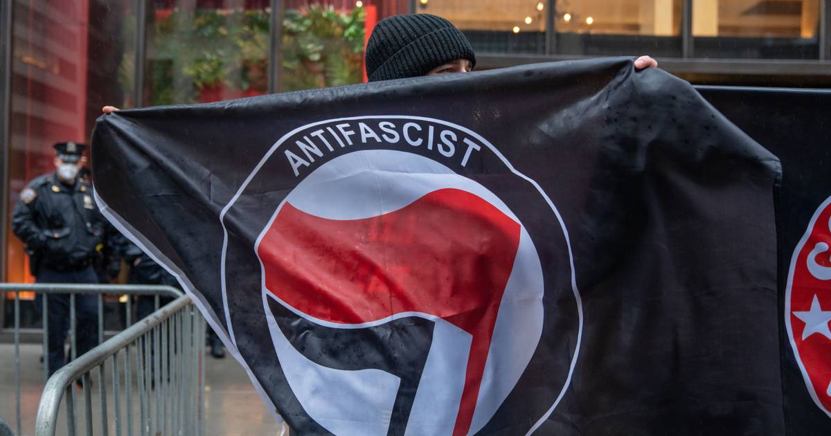Chega quer movimento 'Antifa' classificado como organização terrorista