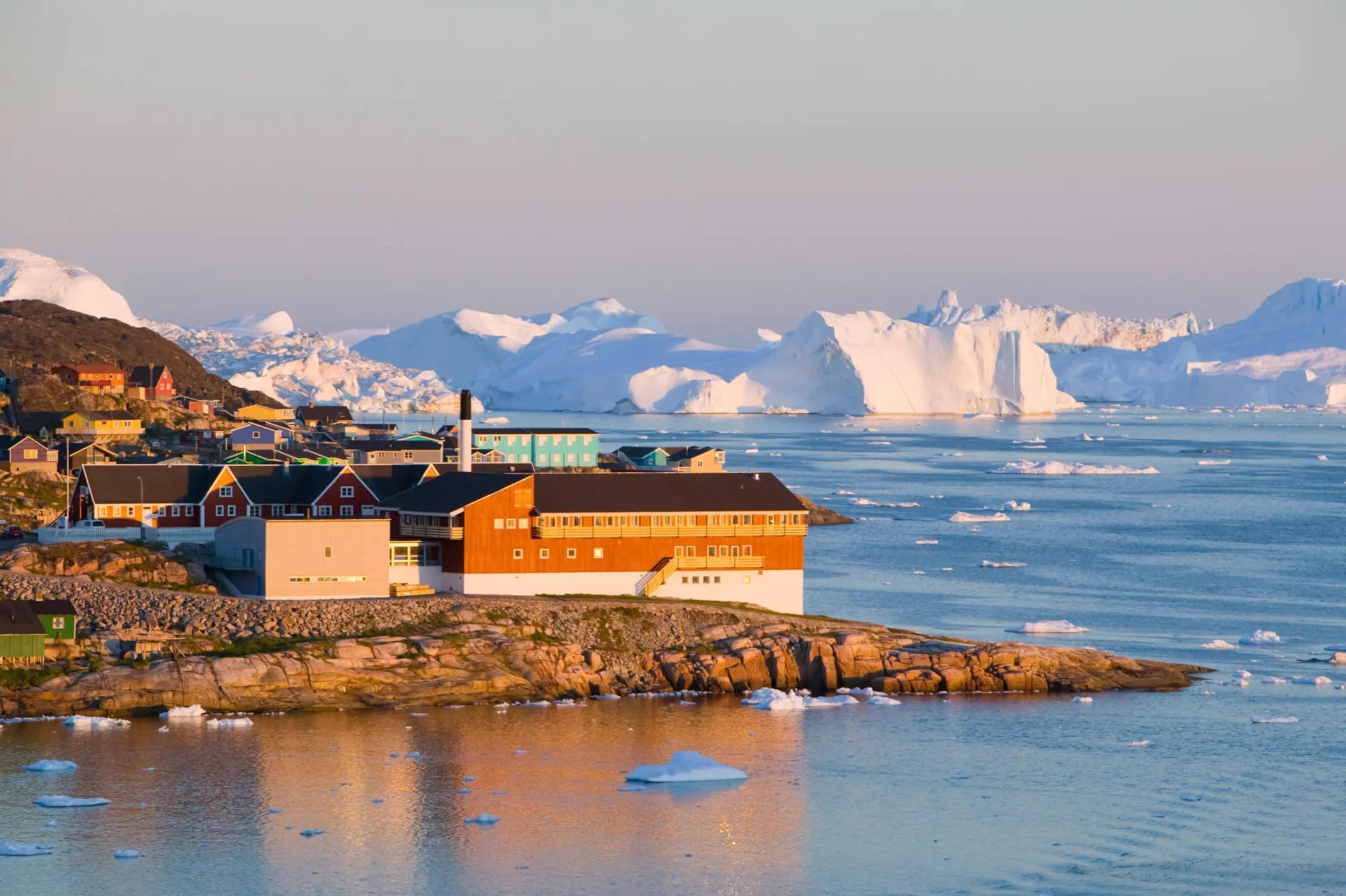 Ilulissat, na Gronelândia, Património Mundial da UNESCO, junto ao glaciar Sermeq Kujalleq, o maior fora da Antártida