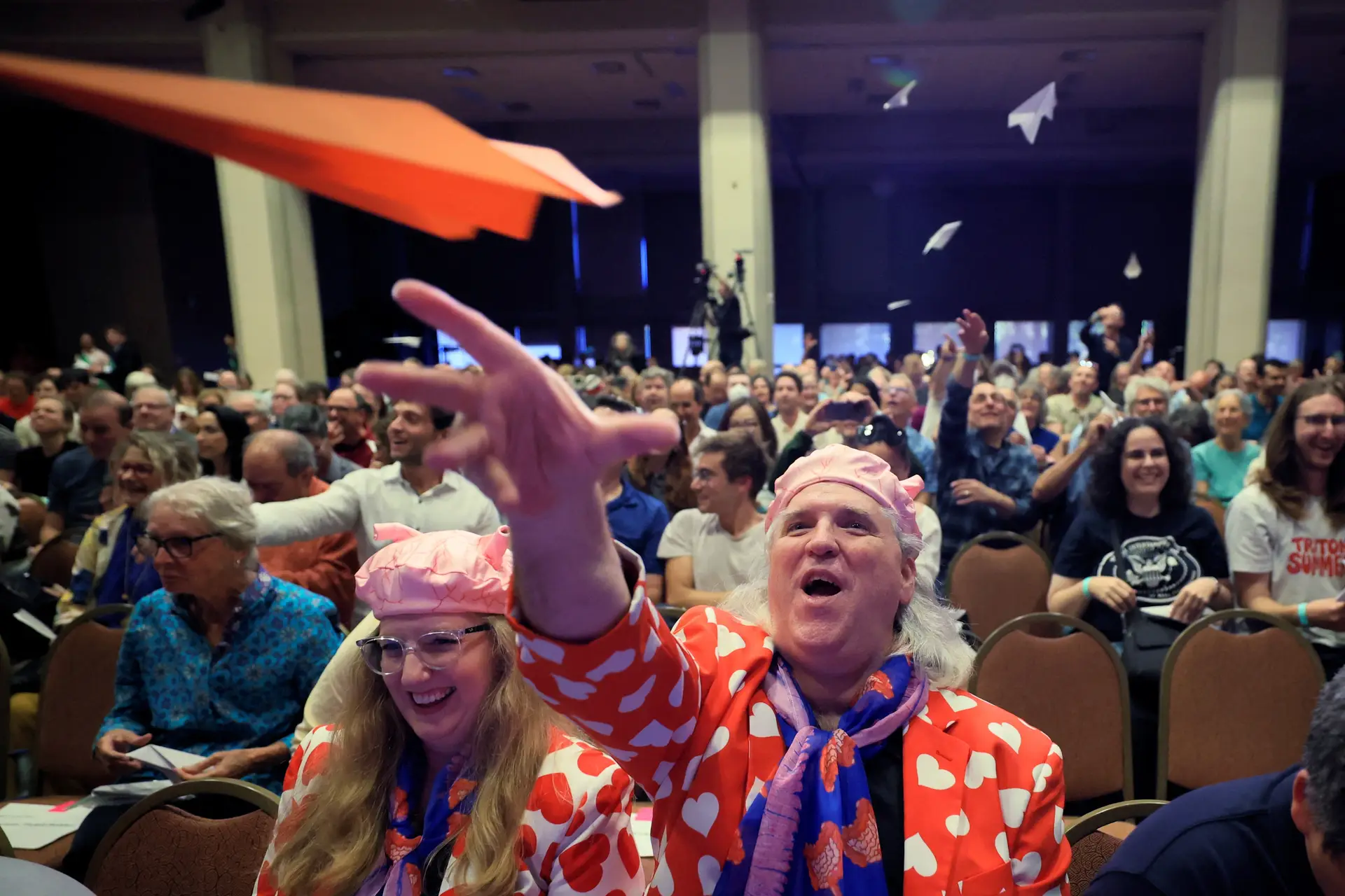 Estudo sobre efeito do álcool para aprender línguas estrangeiras vence Ig Nobel