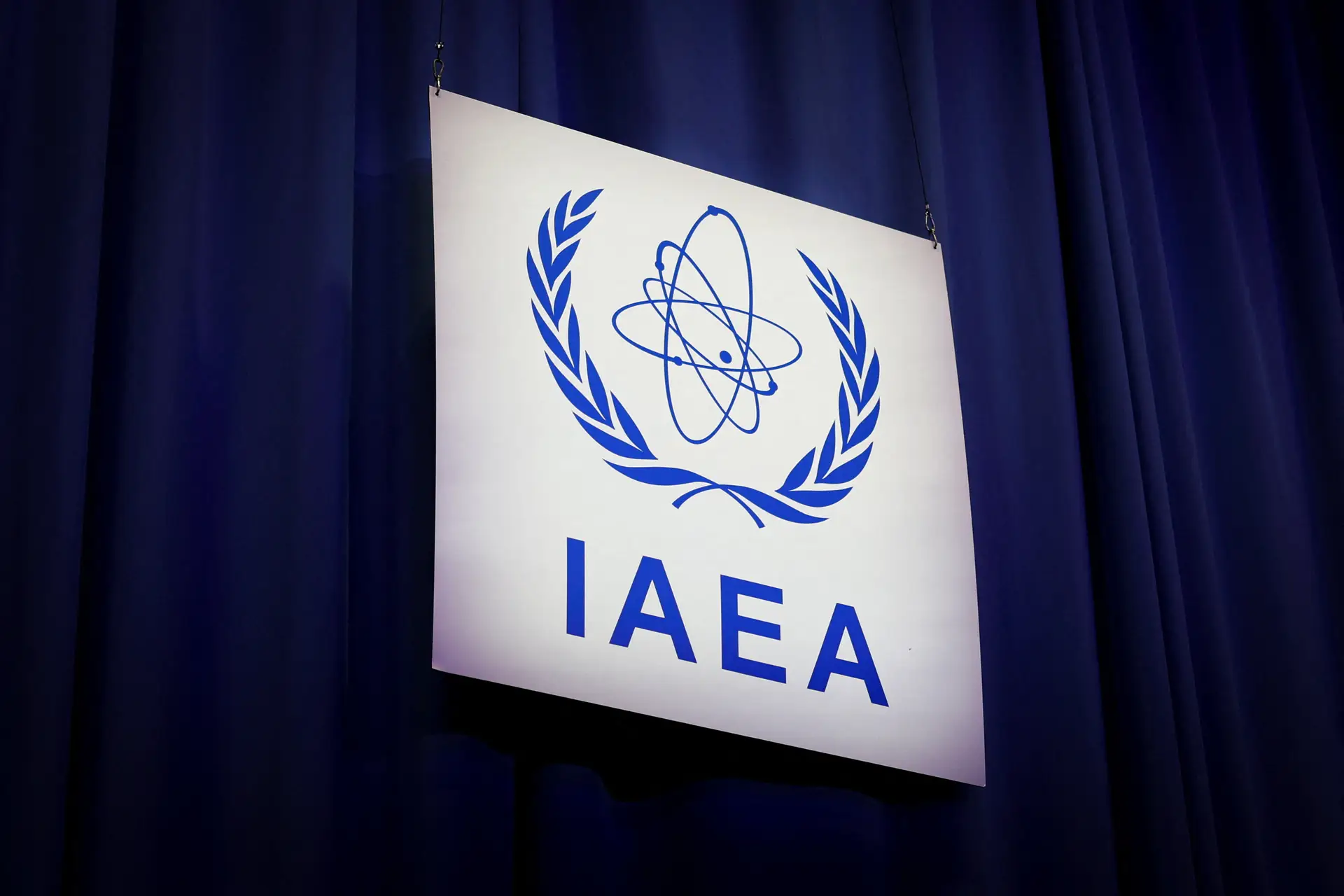 Irão avisa que suspenderá cooperação com AIEA se ONU voltar a impor sanções