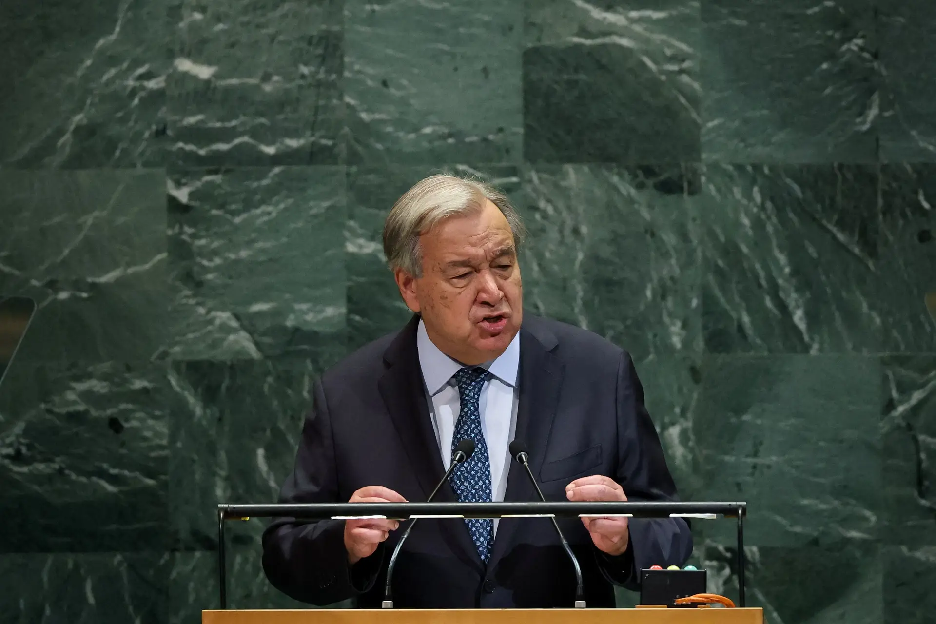 Problemas globais "não serão resolvidos por uma única potência", avisa Guterres