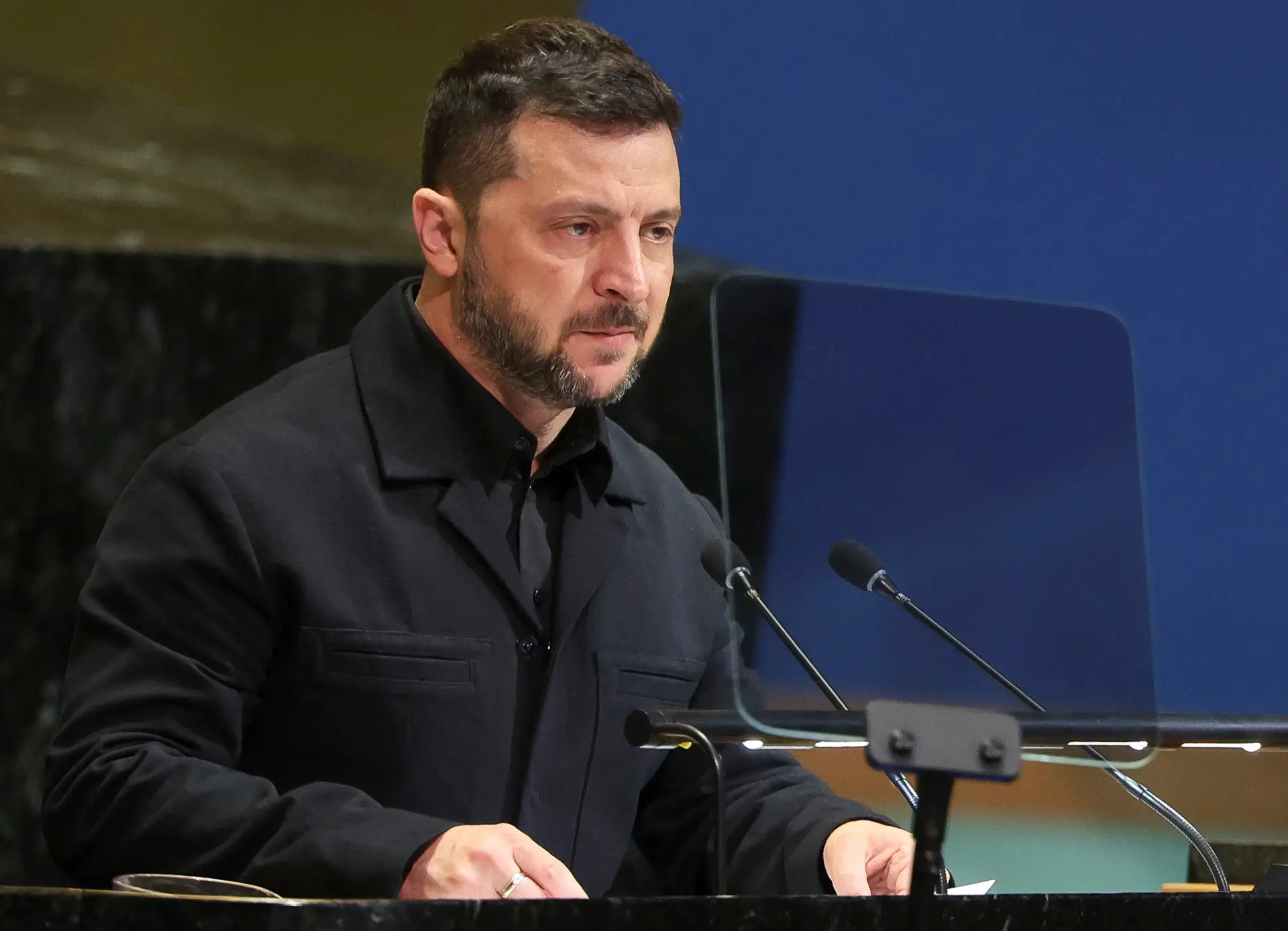 10 minutos: Zelensky avisa que Putin pode expandir a guerra e Rei de Espanha "implora" a Israel que "pare massacre" em Gaza