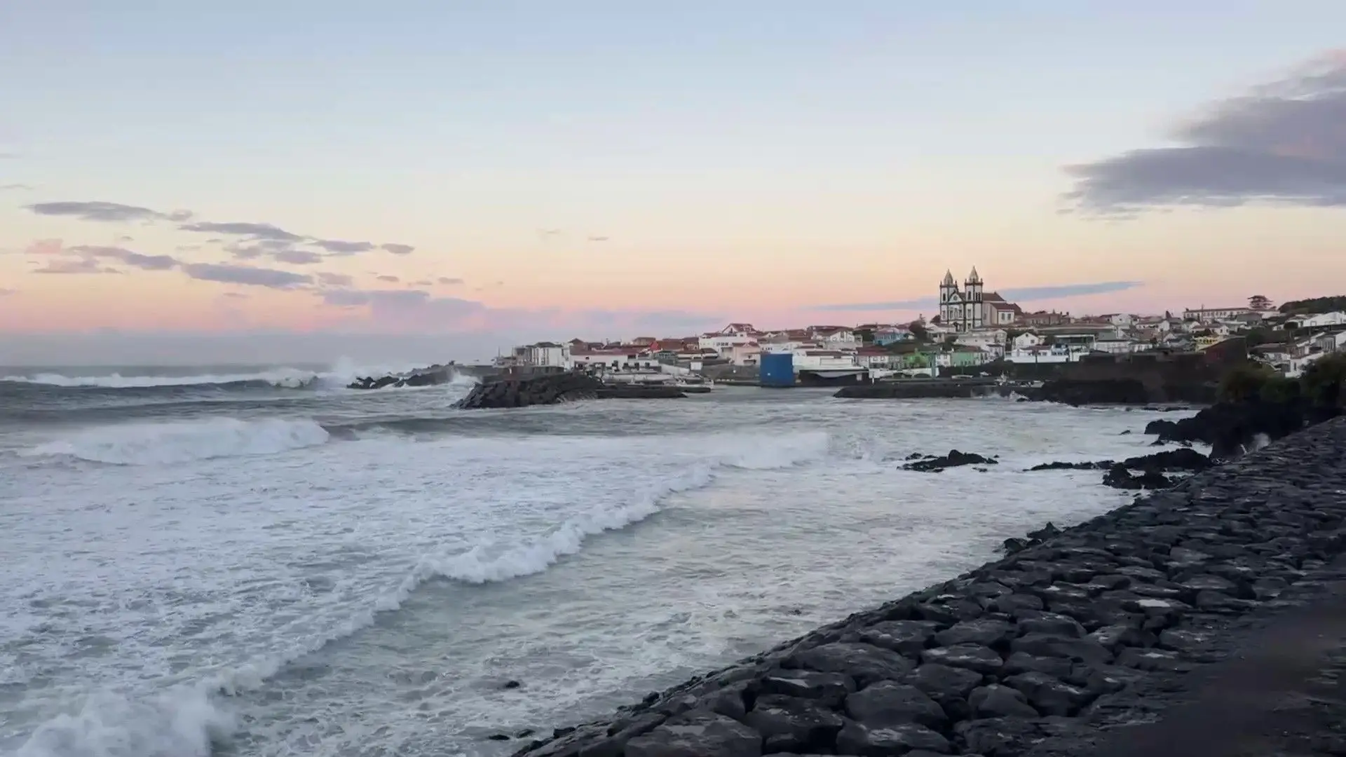 Açores: elevado nível de alerta no sistema vulcânico da Terceira