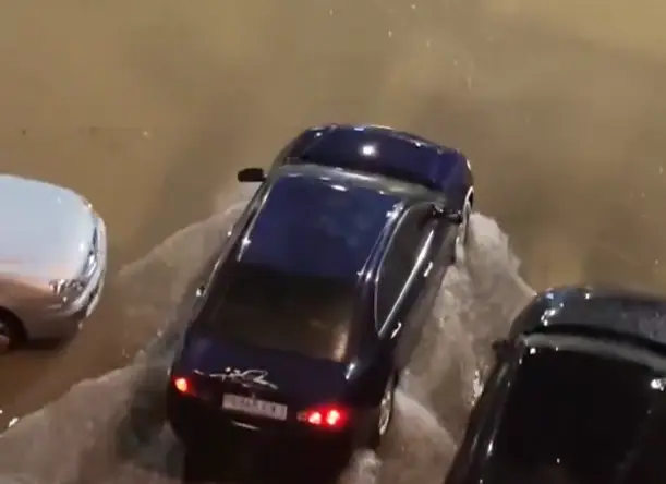 Chuva forte deixa Valência e Catalunha sob aviso vermelho 