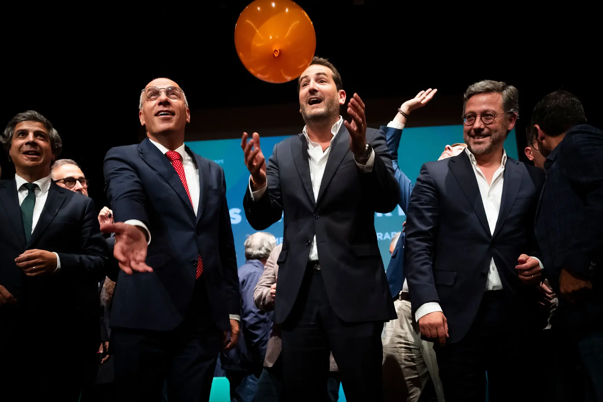 Líderes partidários mais a sul no segundo dia de campanha para as Autárquicas