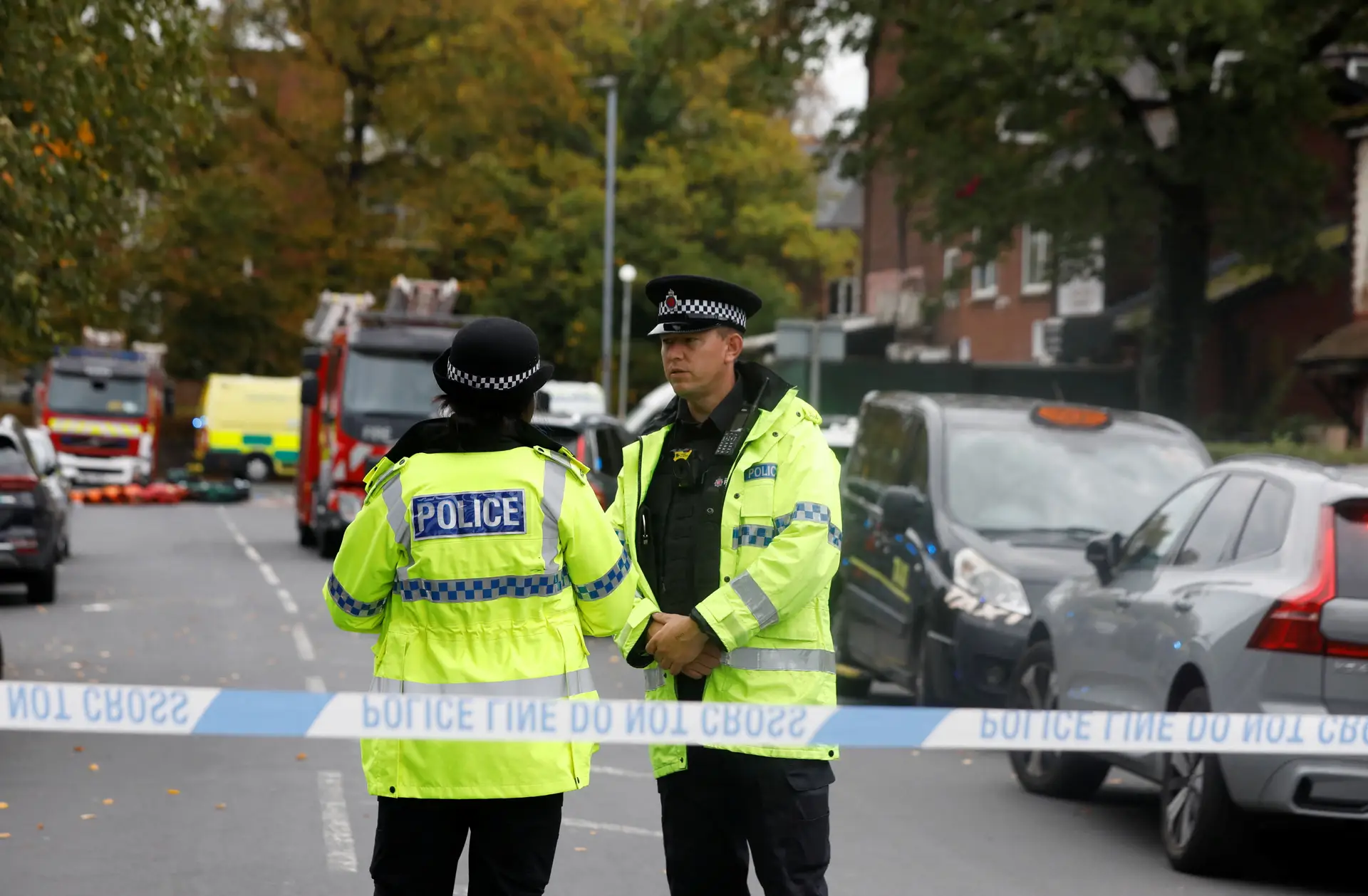 Autor de ataque fatal em Manchester foi "influenciado por islamismo radical", dizem autoridades