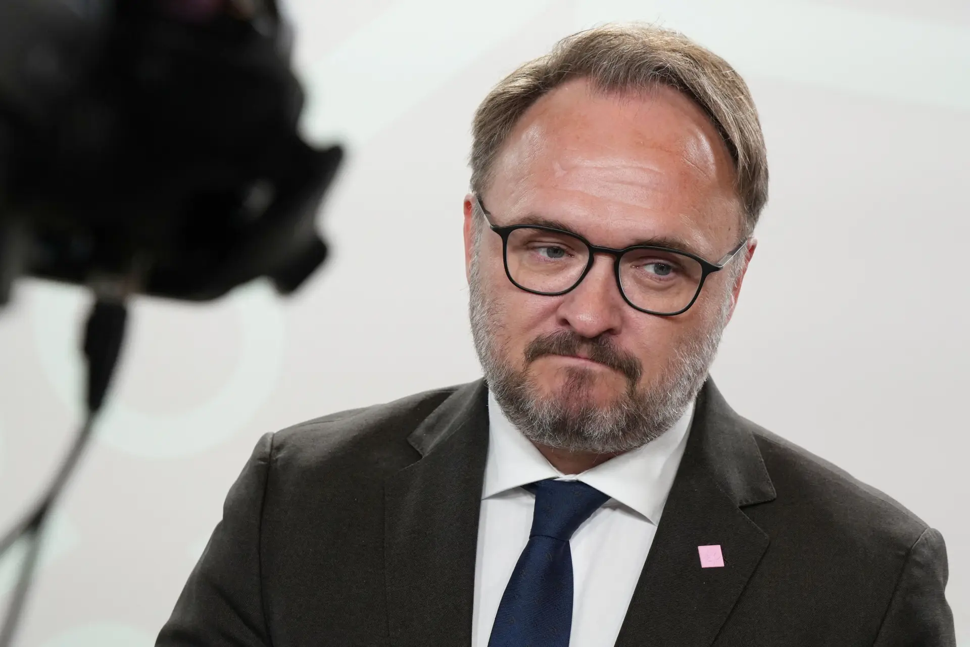 Apagão: Comissário da Energia quer UE "a agir de forma decisiva" para evitar incidentes