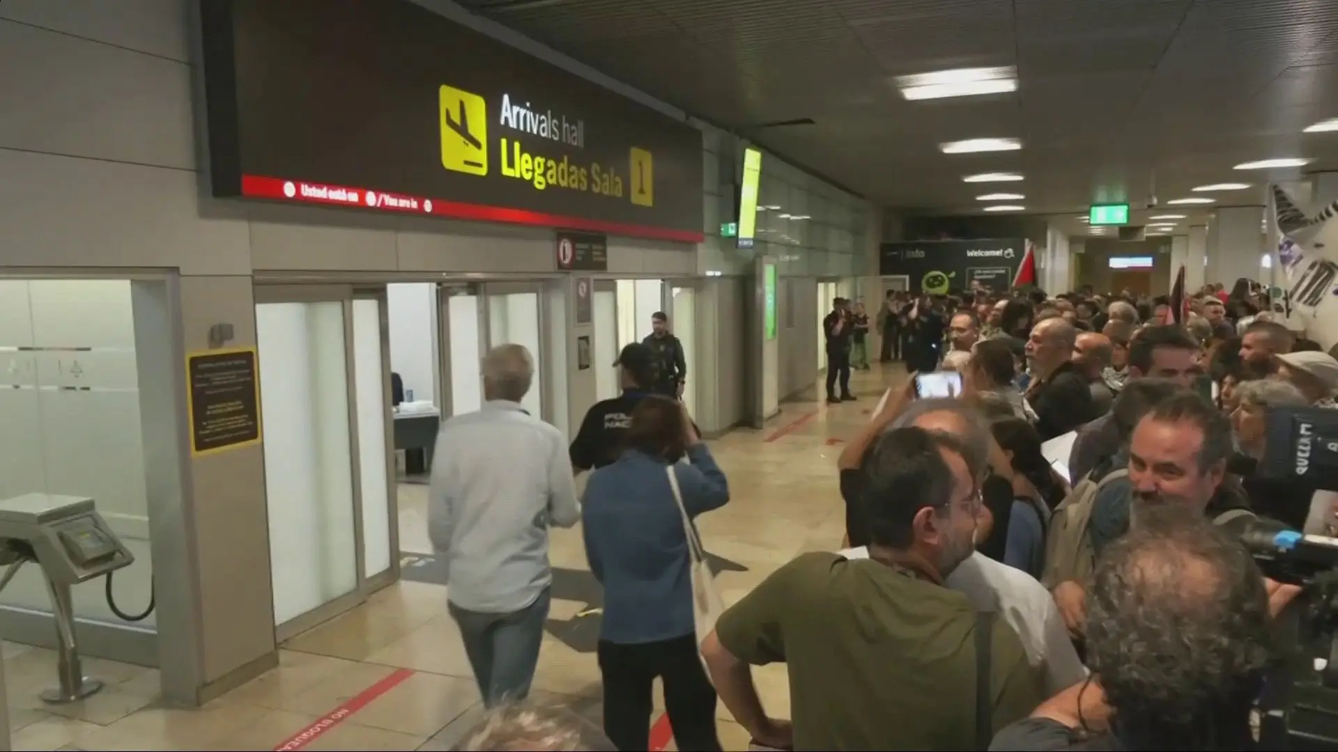 Ativistas portugueses repatriados após serem detidos por Israel