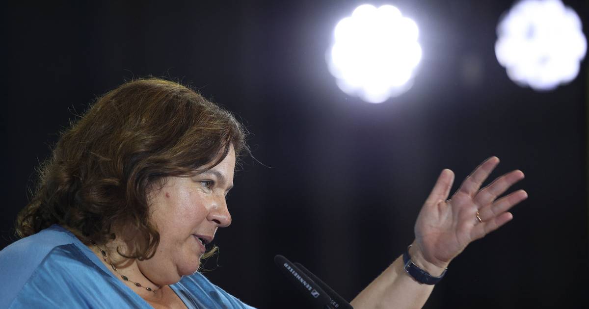 Operação Imergente divide PS, Alexandra Leitão diz que suspenderia mandato se fosse arguida