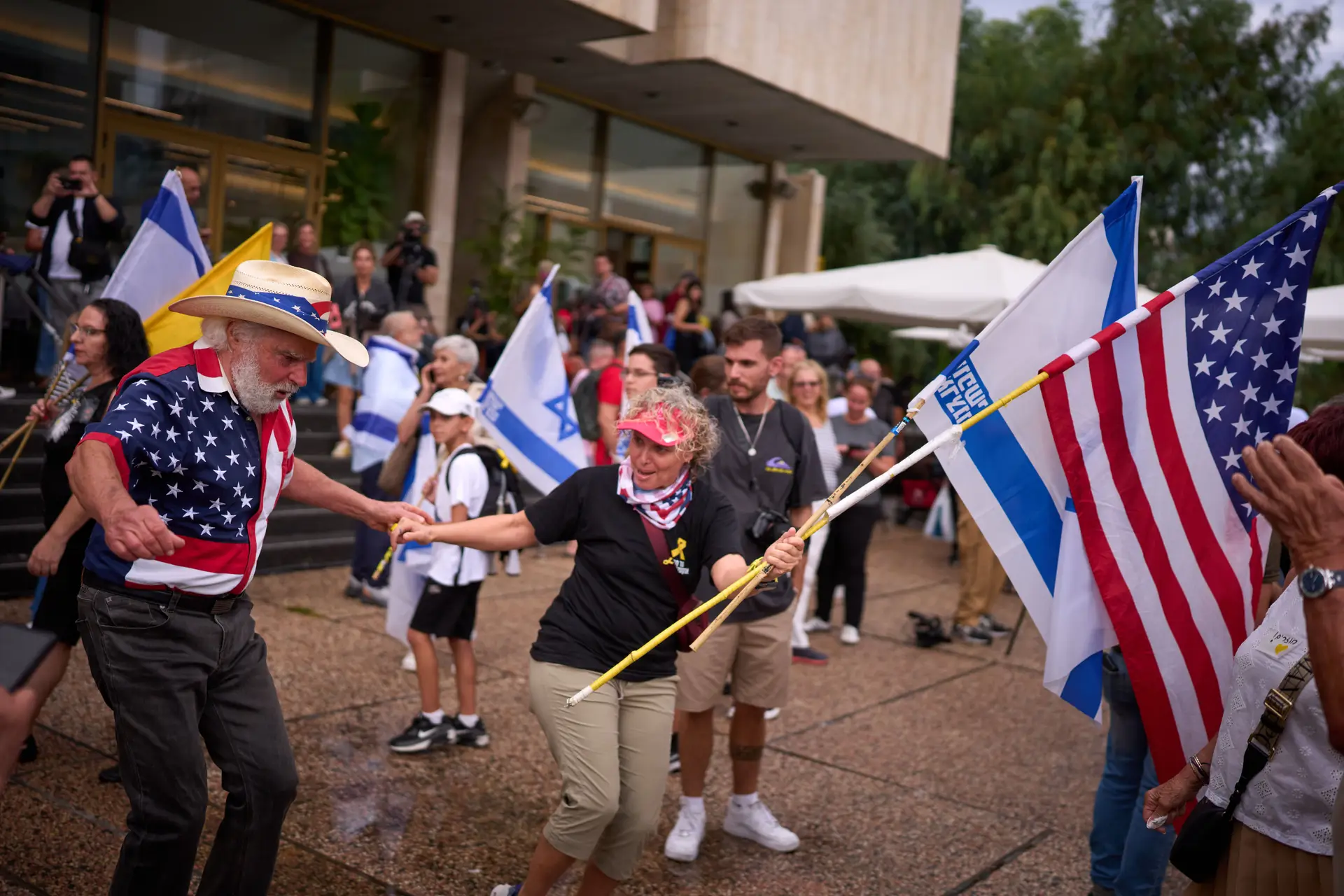 Governo de Israel reúne-se às 15:00 para aprovar plano de paz