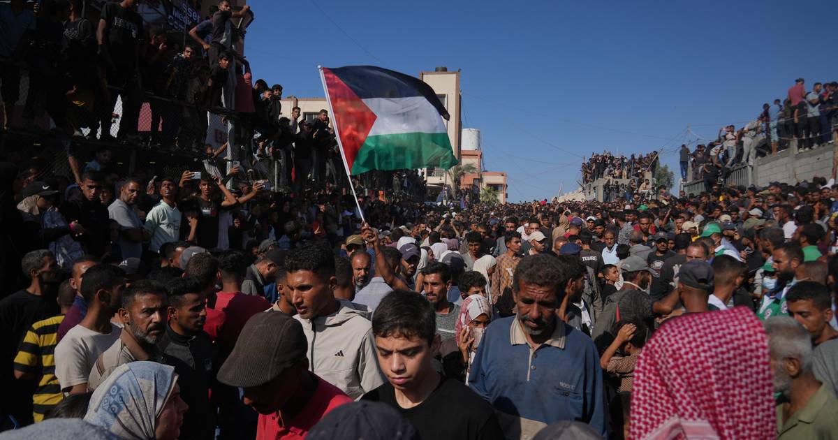 10 minutos: incertezas persistem em Gaza após assinatura do acordo de paz e aliados de Trump já preparam próxima nomeação ao Nobel da Paz
