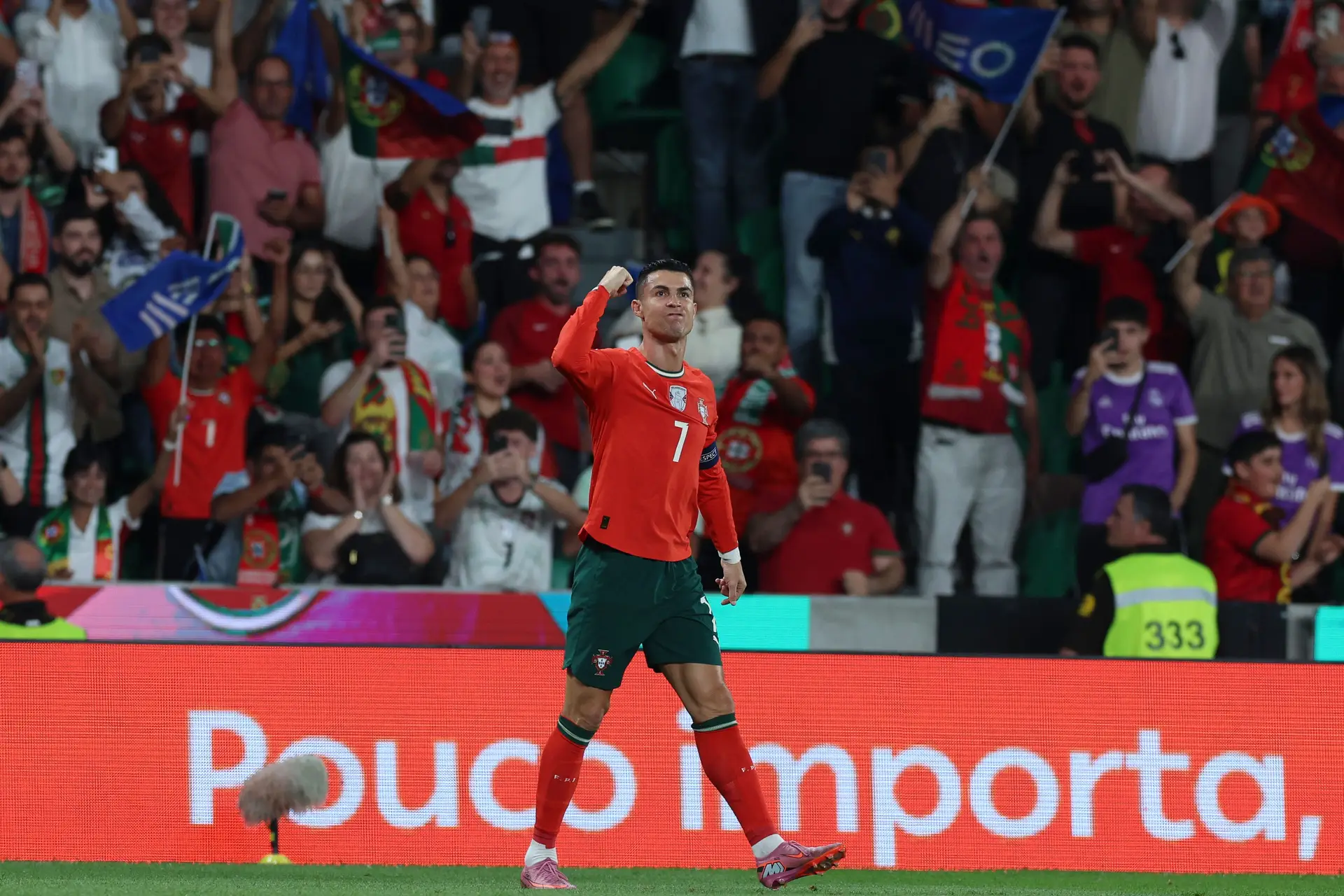 Ronaldo torna-se o melhor marcador de sempre em jogos qualificação para o Mundial