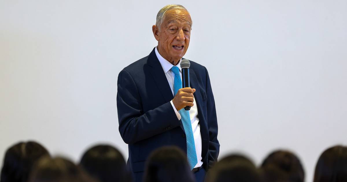 Marcelo diz que interpretação dada às palavras de Costa "não corresponde ao que está escrito"
