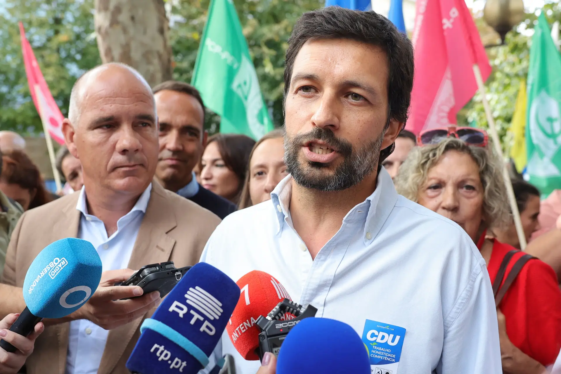 Votos por contar em Lisboa? CDU pondera pedir recontagem, Chega diz que são nulos