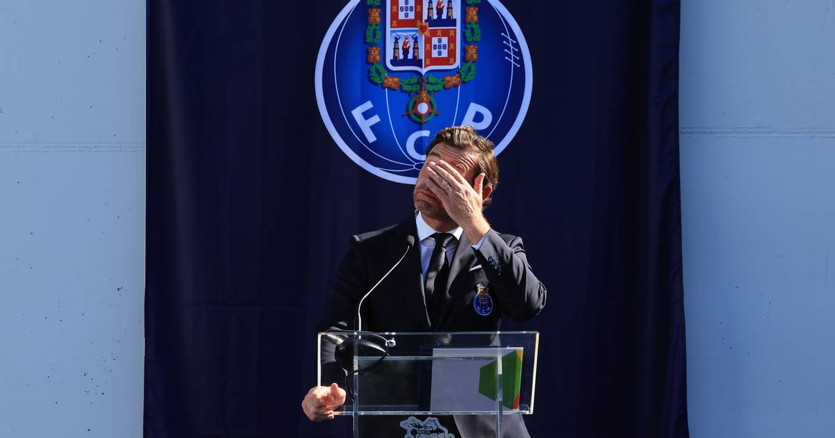 Villas-Boas emociona-se ao recordar Jorge Costa: "Foi um dia muito duro"