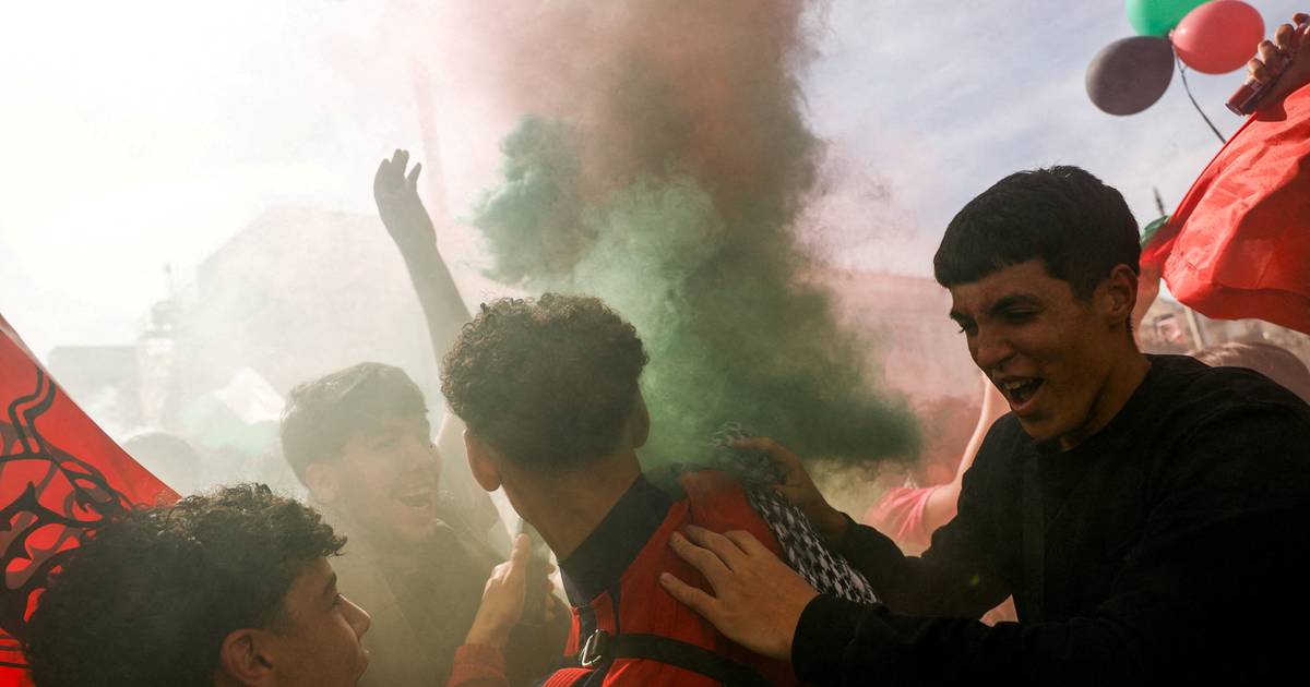 Confrontos entre polícia e manifestantes em protesto pró-palestina em Barcelona