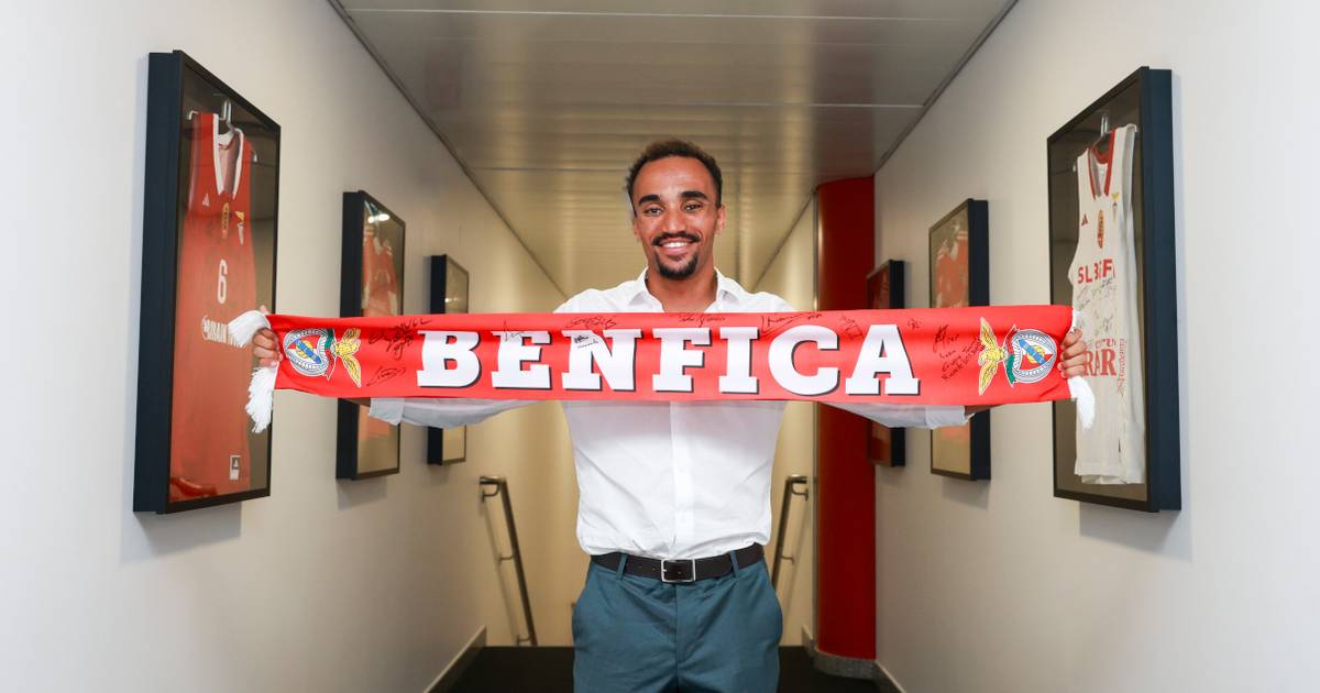 Isaac Nader renova com o Benfica até 2028