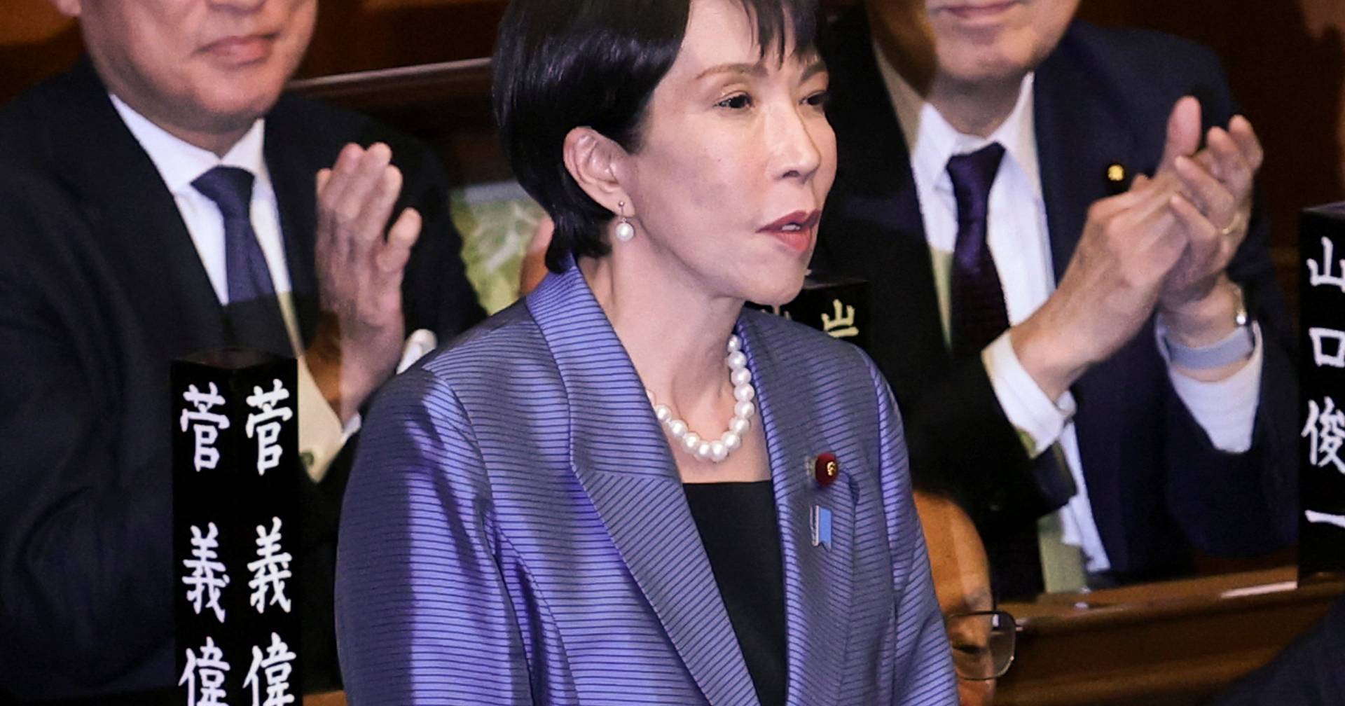 Sanae Takaichi torna-se a primeira mulher primeira-ministra do Japão após aliança de última hora