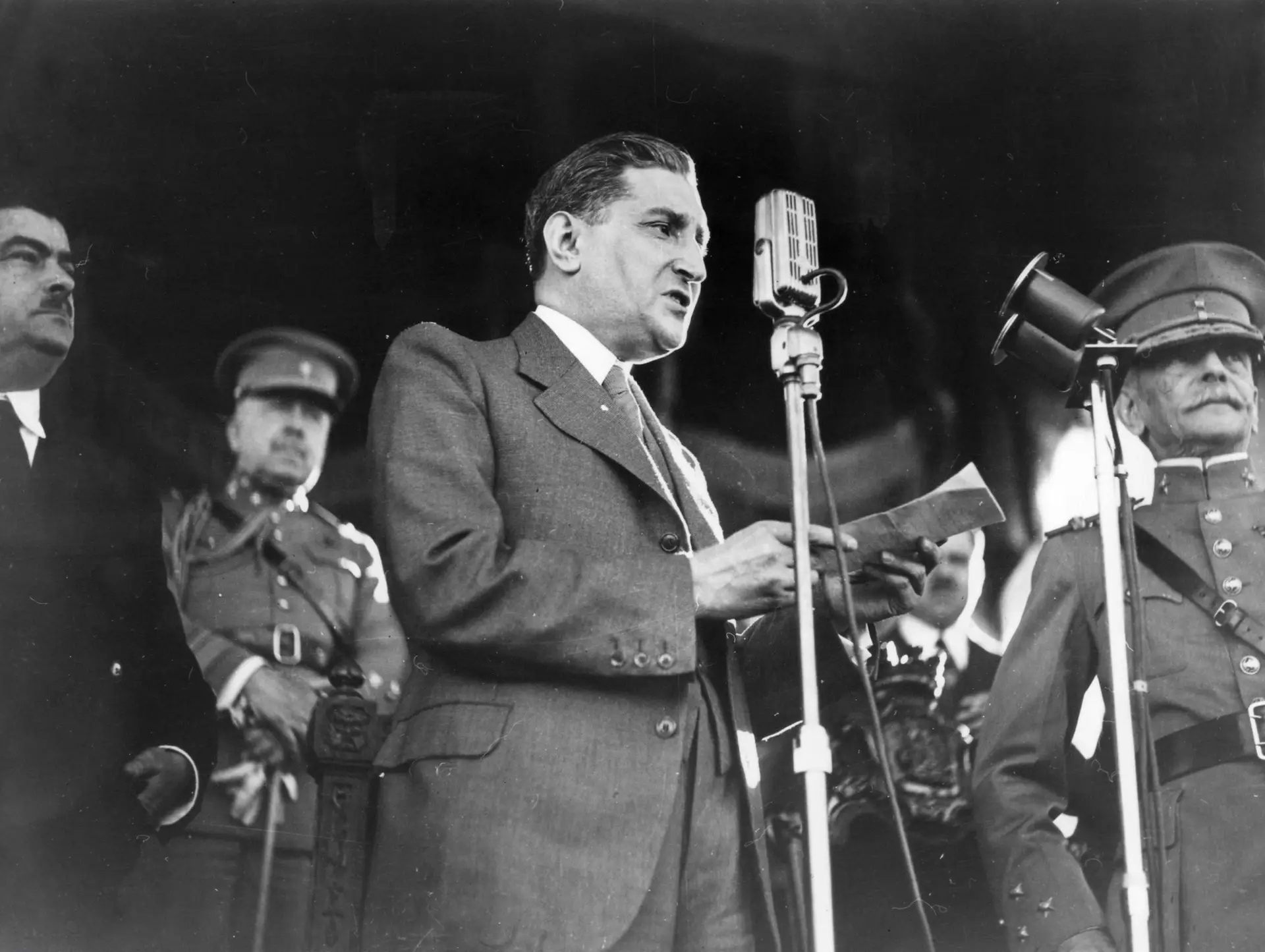 Três Salazar e um Ventura