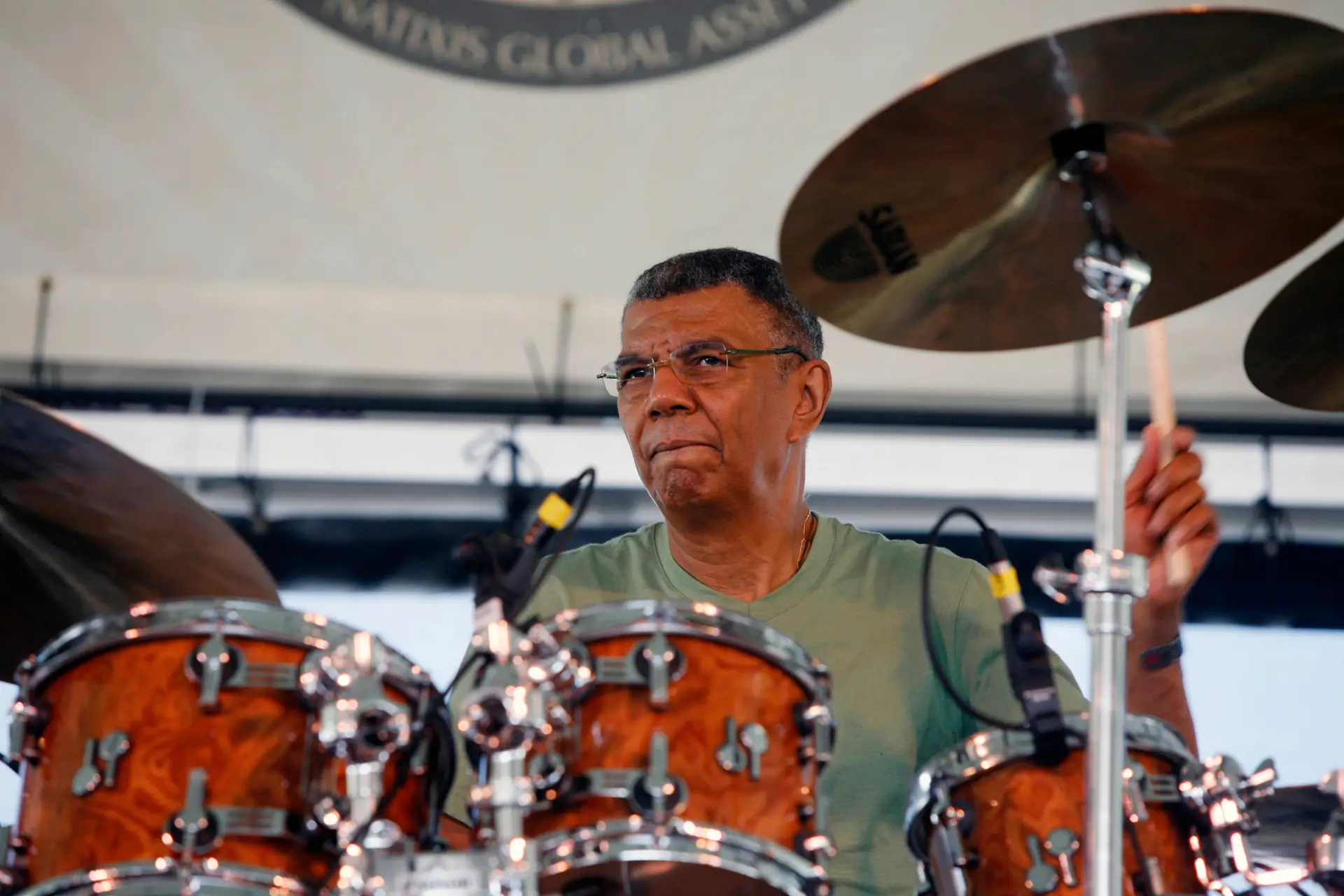 Morreu Jack DeJohnette, lendário baterista de jazz que colaborou com Miles Davis