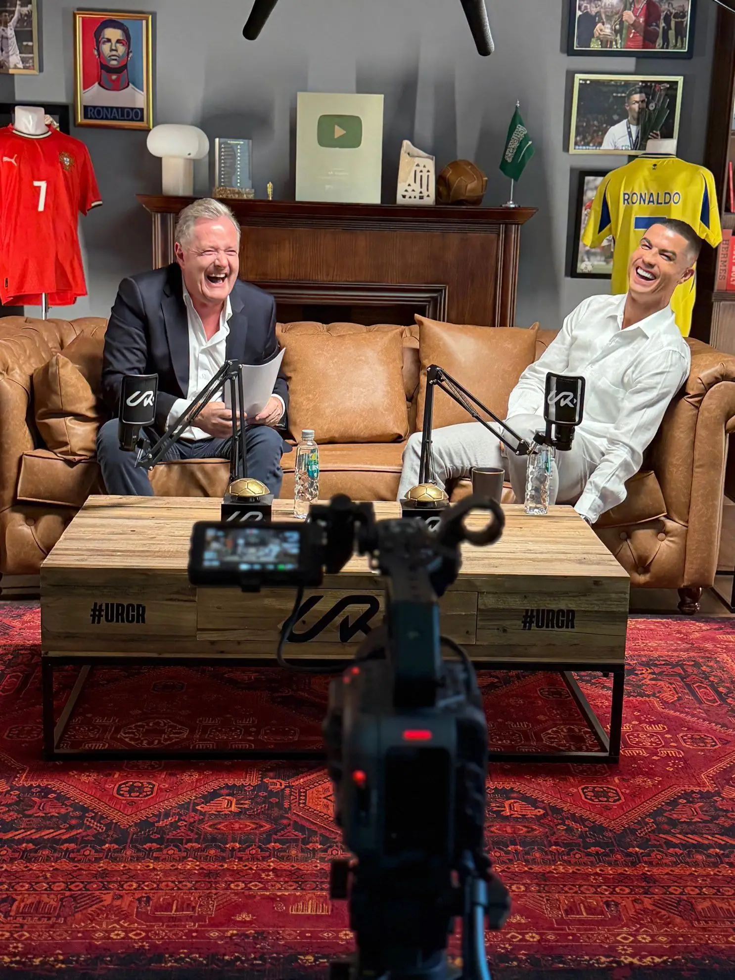 Piers Morgan volta a entrevistar CR7 e agora promete conversa "mais pessoal e reveladora"