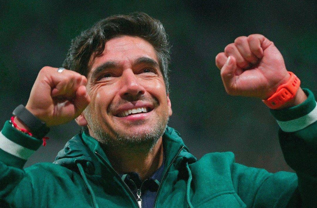 Palmeiras coach Abel Ferreira celebrating a victory