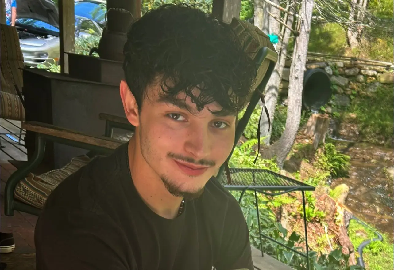 Homem acorda após meses em coma para acusar namorada de tentativa de homicídio (e morre a seguir)