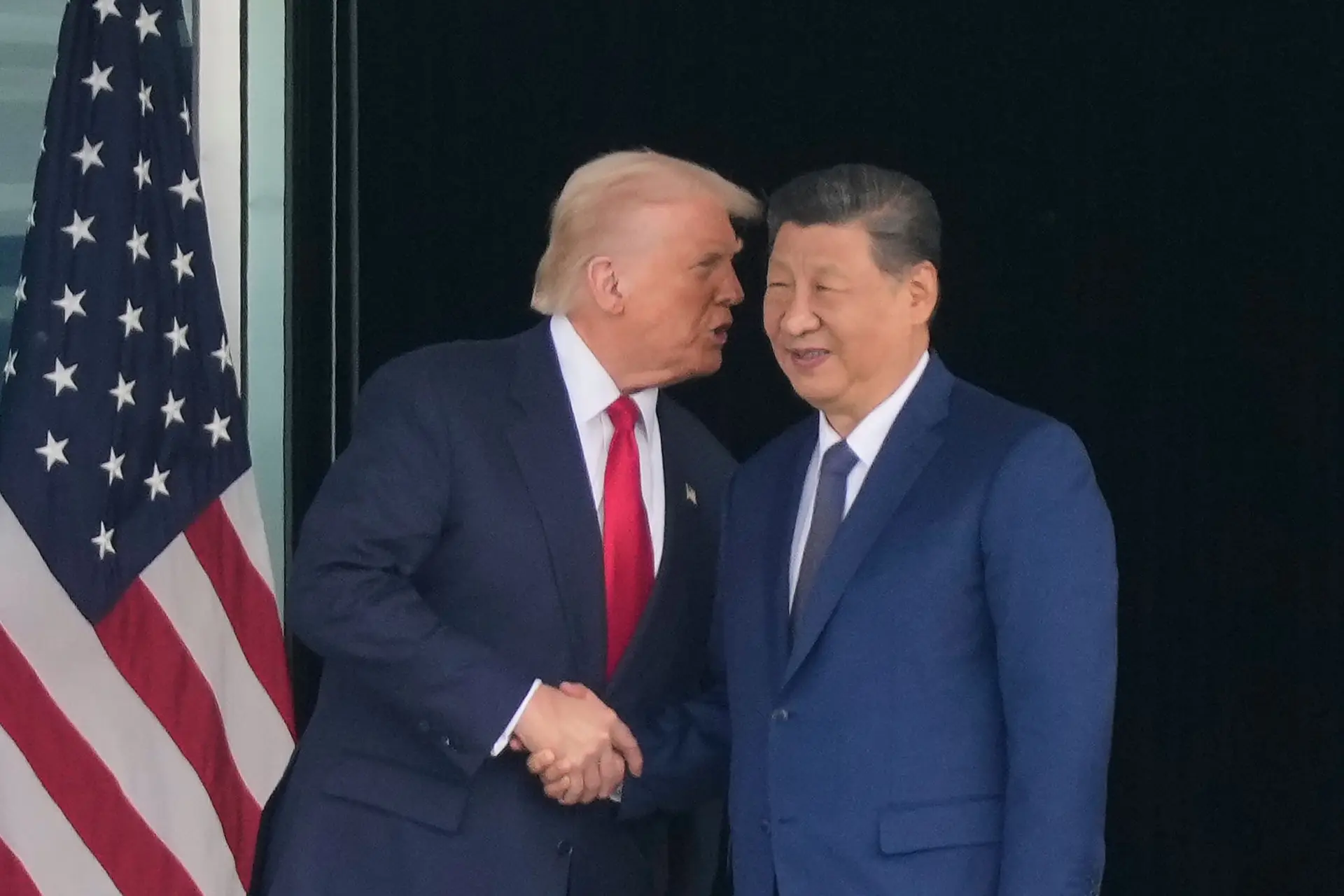 Trump afirma que Xi Jinping compreende "consequências" de invasão de Taiwan