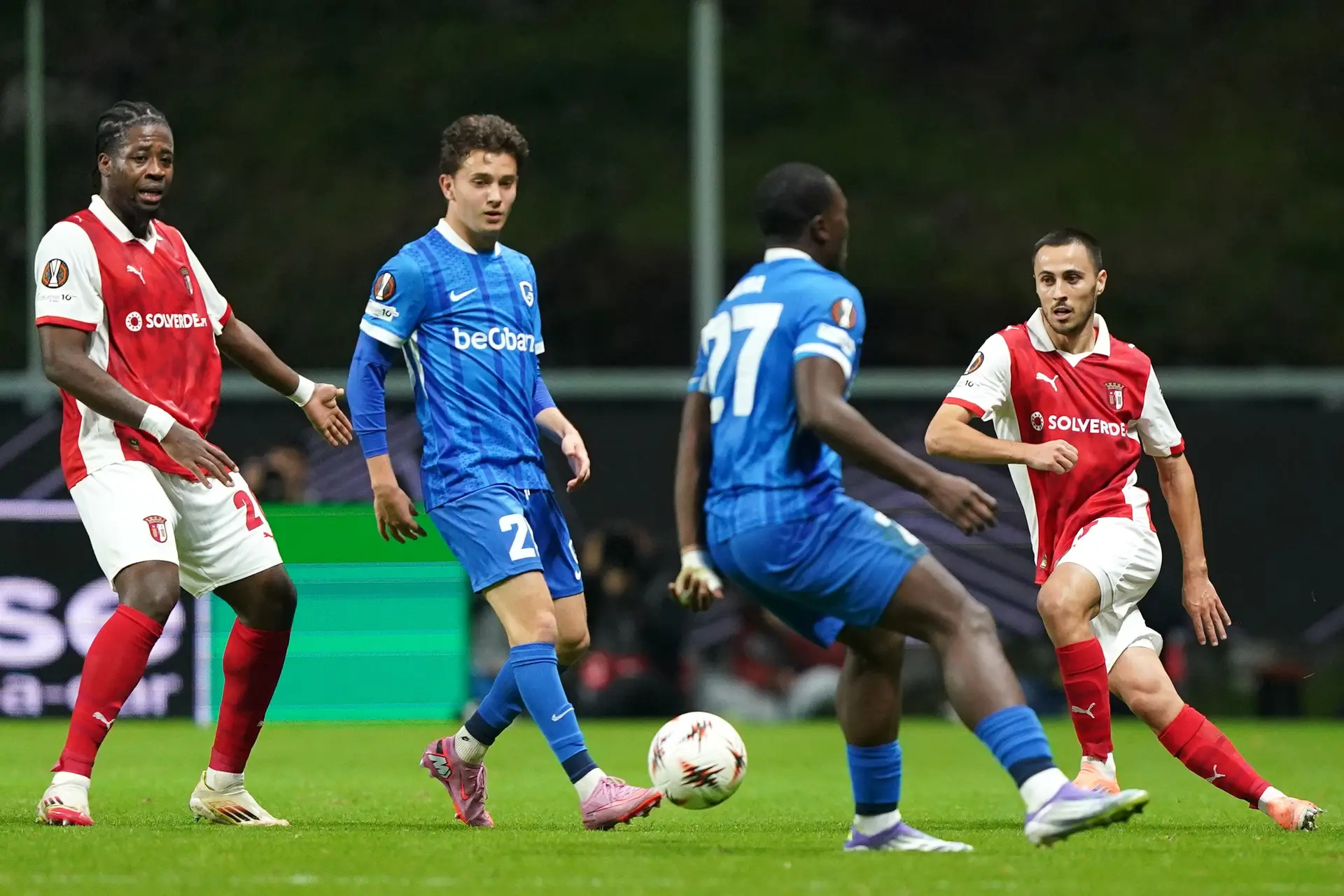 Liga Europa: SC Braga derrotado em casa pelo Genk