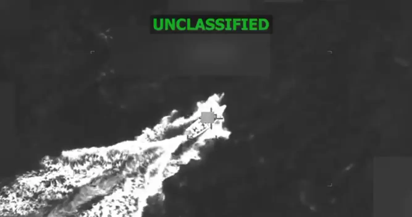 Novo ataque aéreo dos EUA contra navio suspeito de tráfico de droga faz três mortos nas Caraíbas