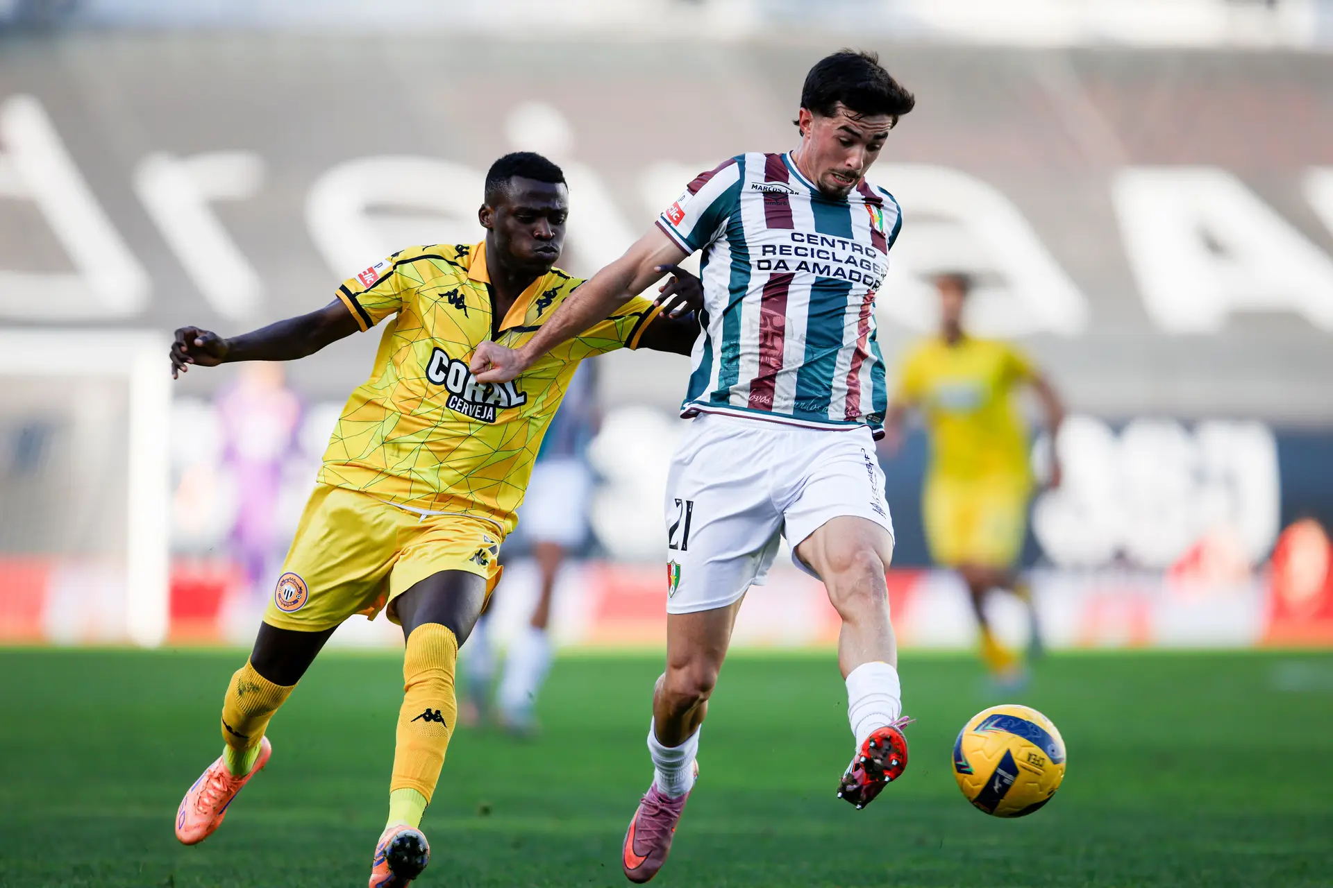 Estrela da Amadora e Nacional empatam na Reboleira