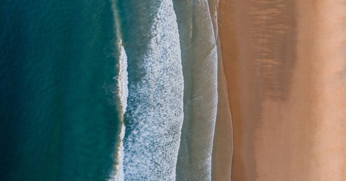 Homem morre afogado em praia na Costa de Caparica