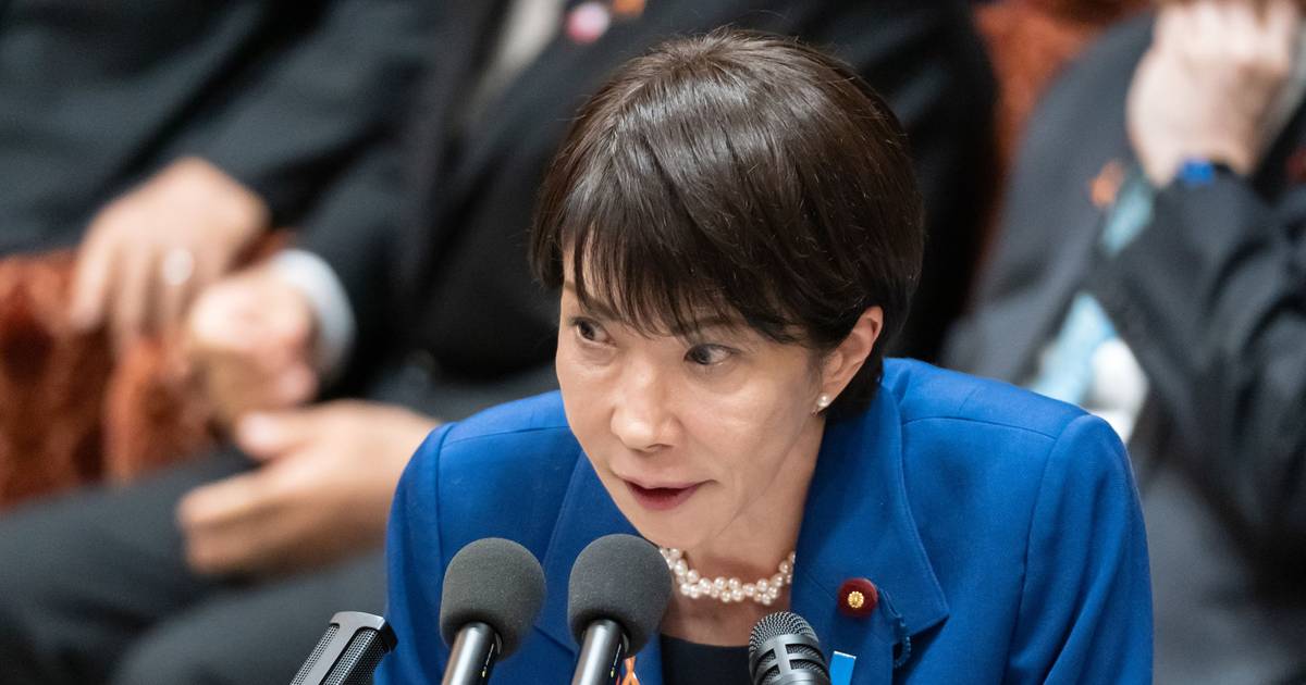 Tensão entre China e Japão: diplomata pede que "cortem a cabeça" à primeira-ministra nipónica